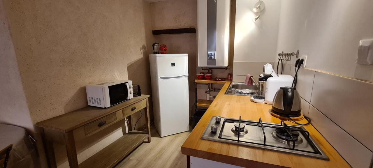 Les Studios De St Guilhem Saint-Guilhem-le-Desert Zewnętrze zdjęcie