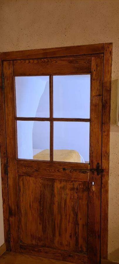 Les Studios De St Guilhem Saint-Guilhem-le-Desert Zewnętrze zdjęcie
