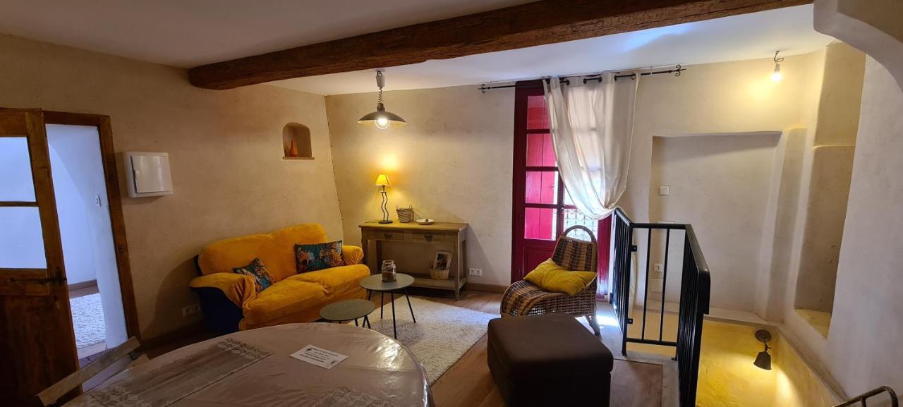 Les Studios De St Guilhem Saint-Guilhem-le-Desert Zewnętrze zdjęcie